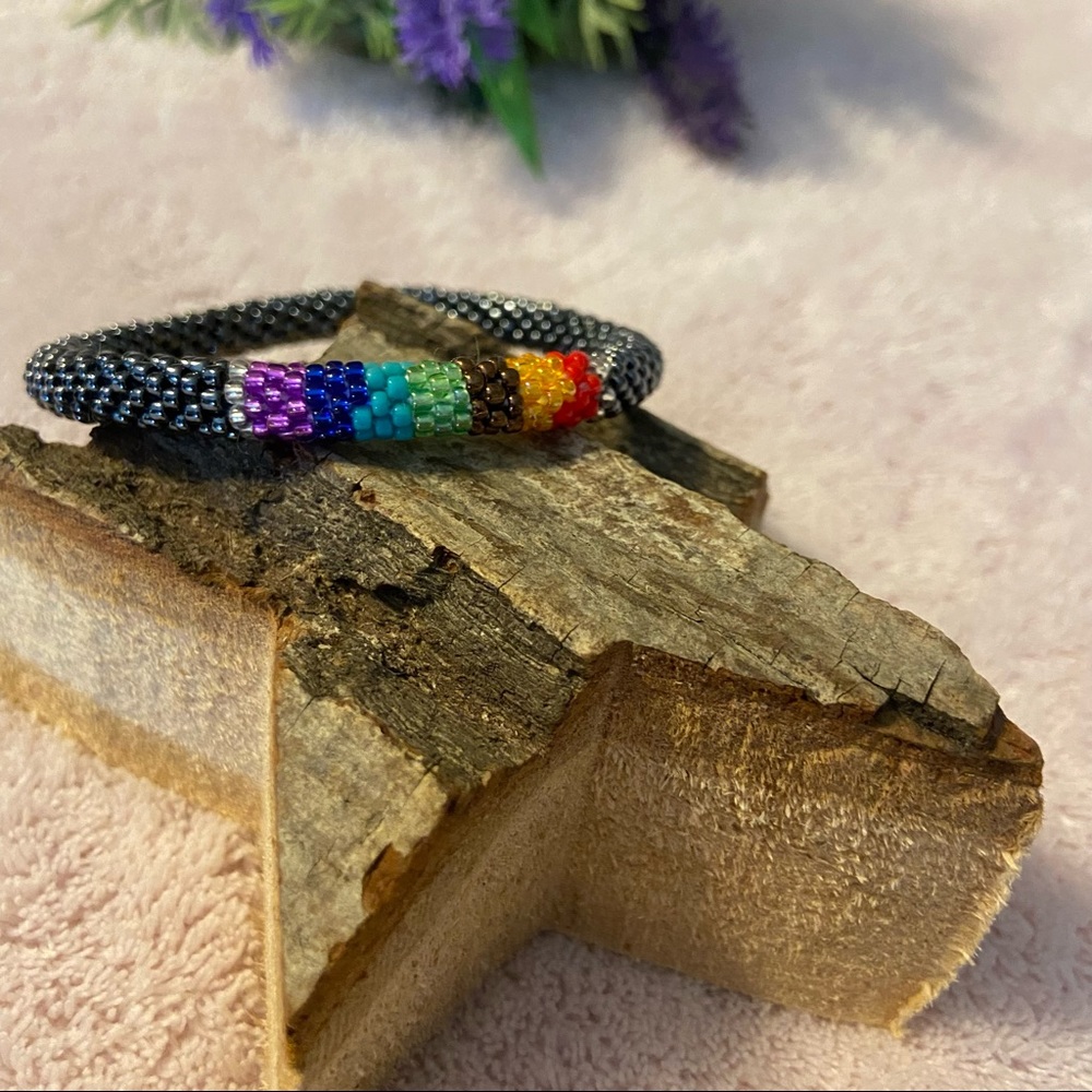 Sashka Co. black chakra glass beaded bracelet - Picture 1 of 5